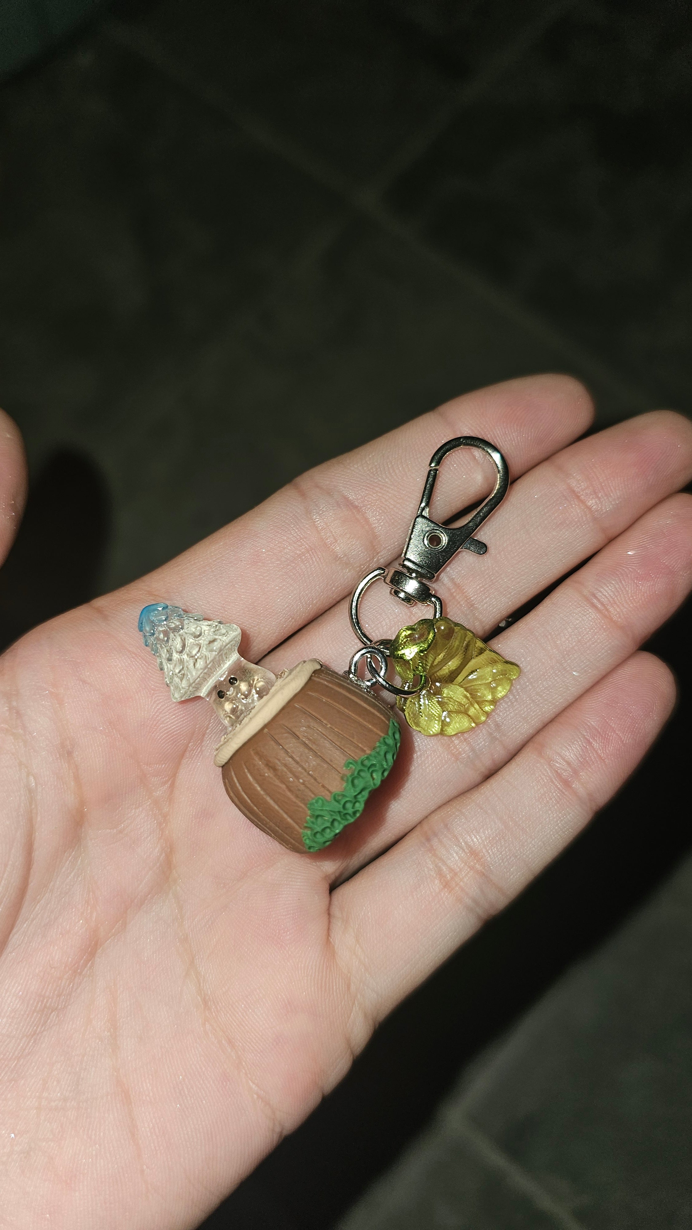 Glow in the dark mushies on a stump keychains