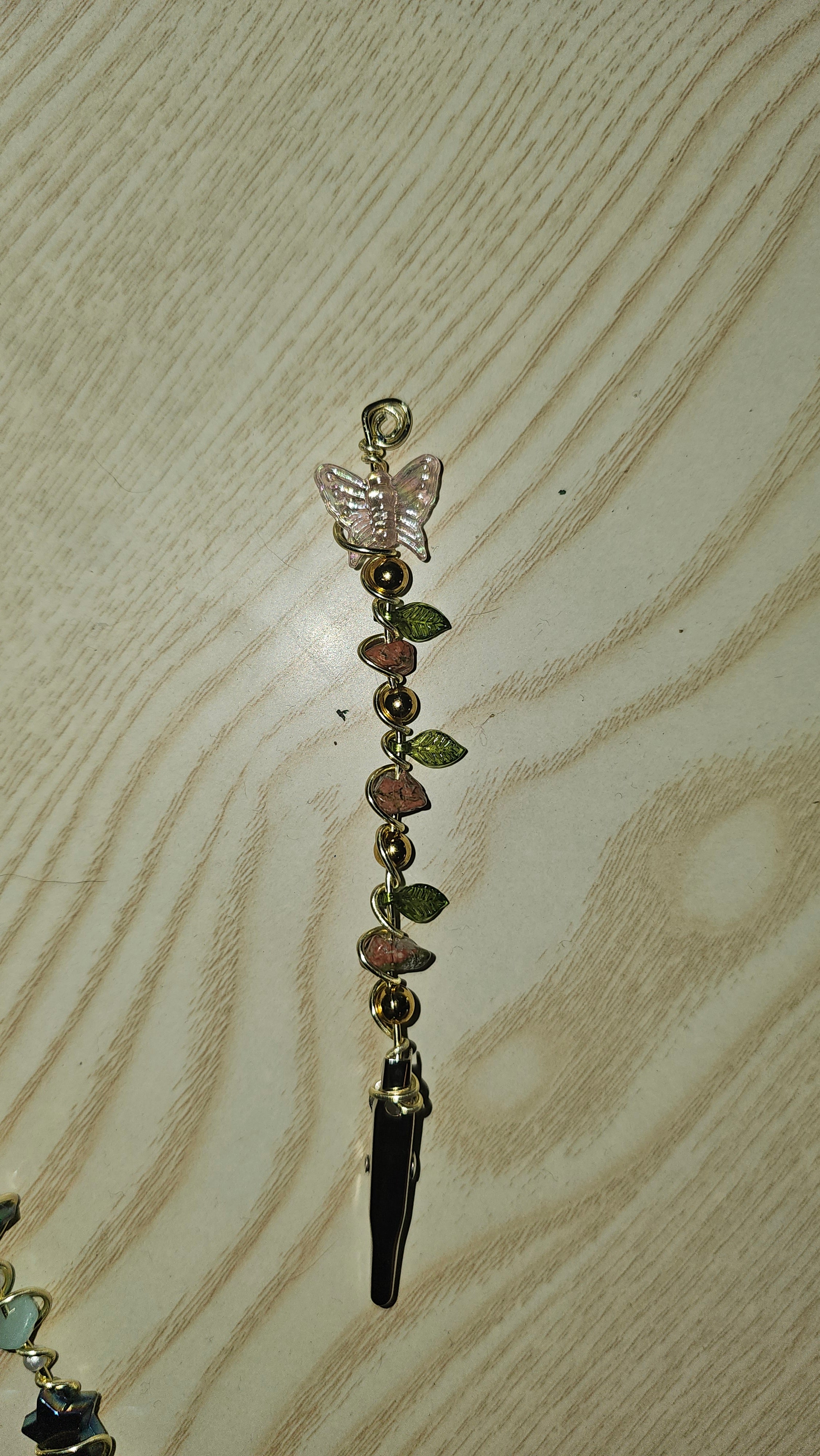 Butterfly leaves unakite clip