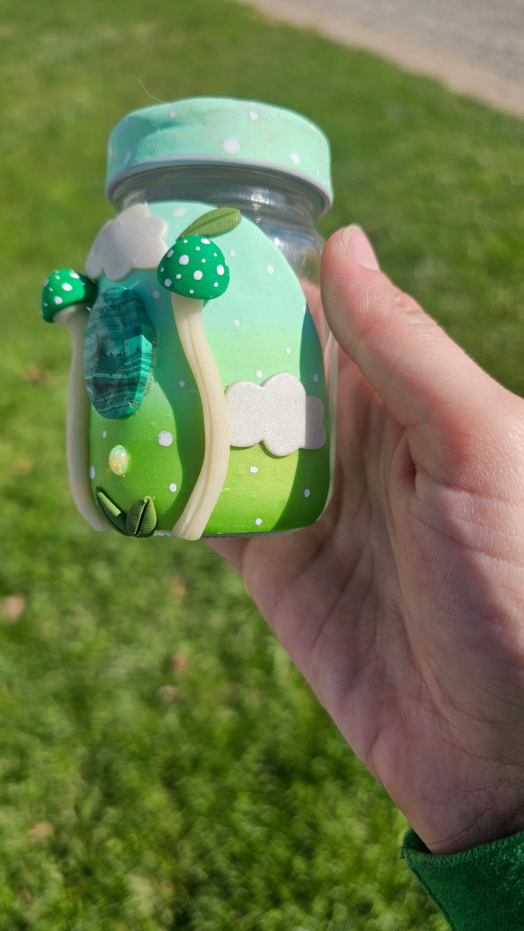 Malachite green mushroom jar