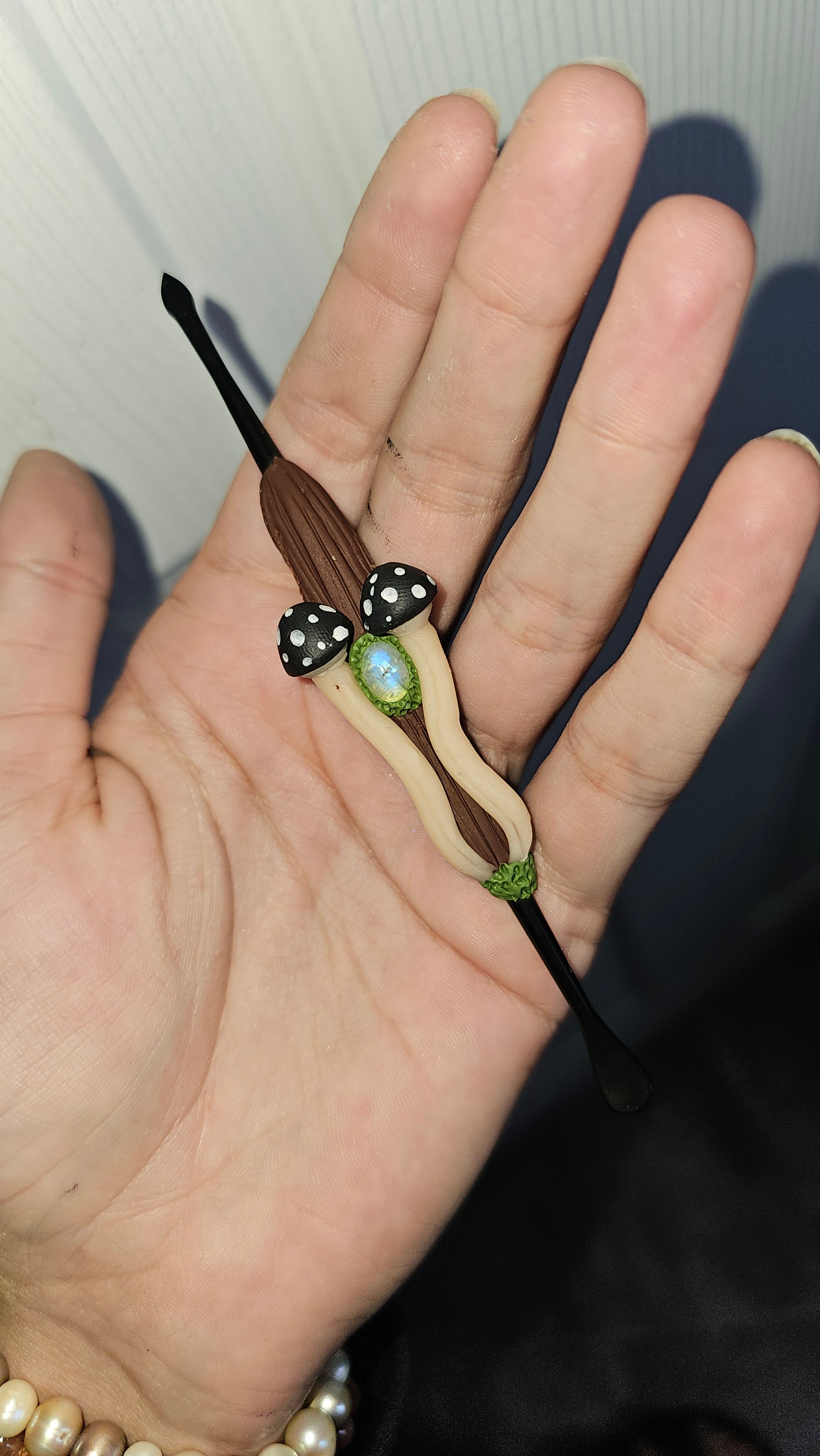 Moonstone black mushroom dab tool